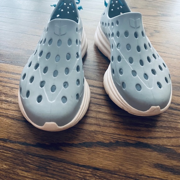 Kane Revive Shoes Sky Blue Active Recovery Vented Rubber Slip M 10 W 12 - Picture 2 of 6